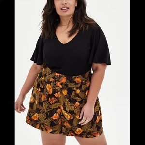 Torrid Romper! So cute! Size 1 from torrid. Keyhole back